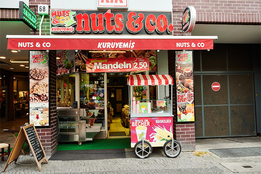 Nuts & Co